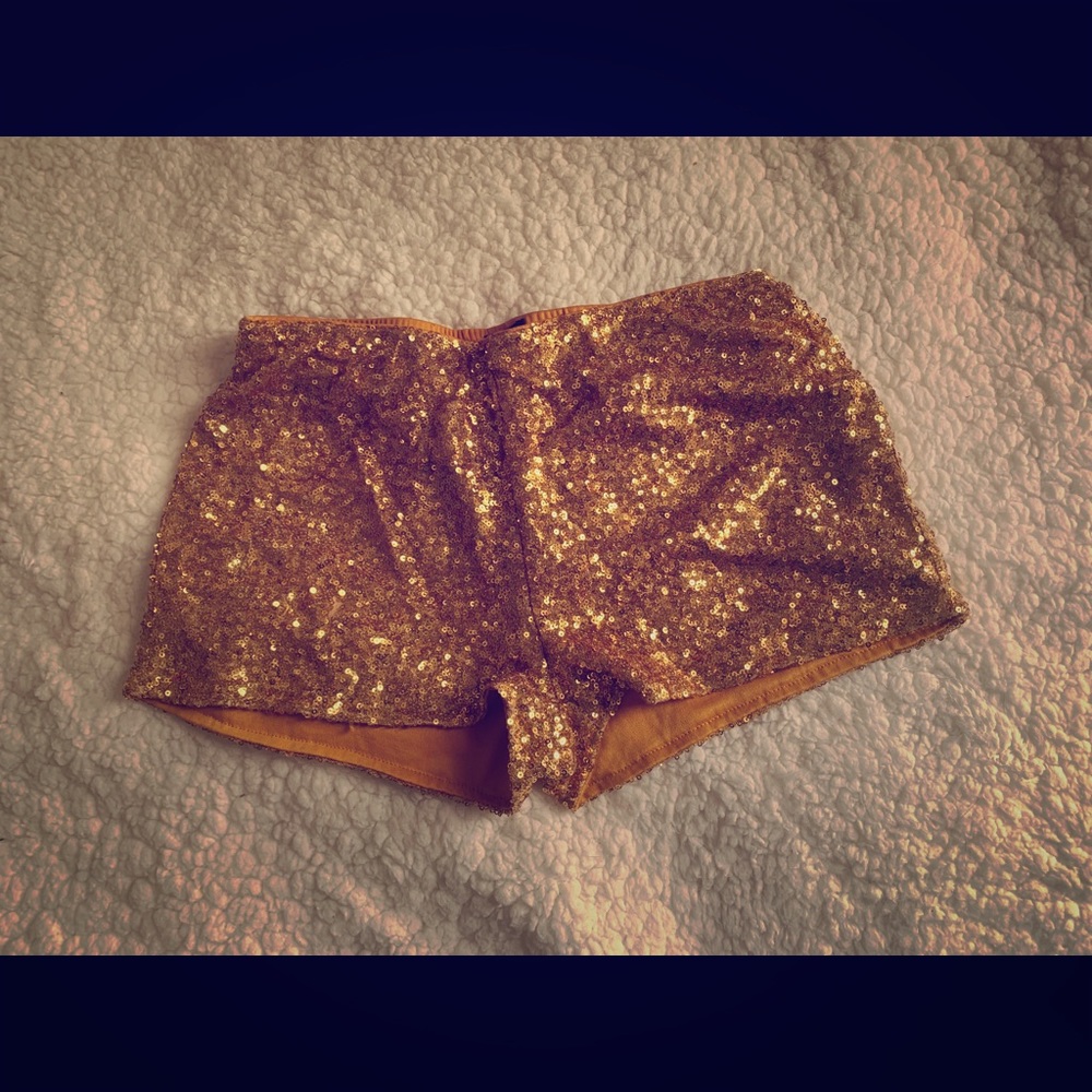 SUPER SPARKLE FABULOUS GOLD SHORTS